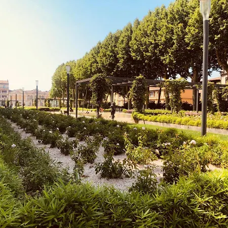 Le 11 Vue Cite Medievale Apartmán *